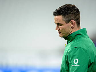 Sexton apologises to Farrell f...